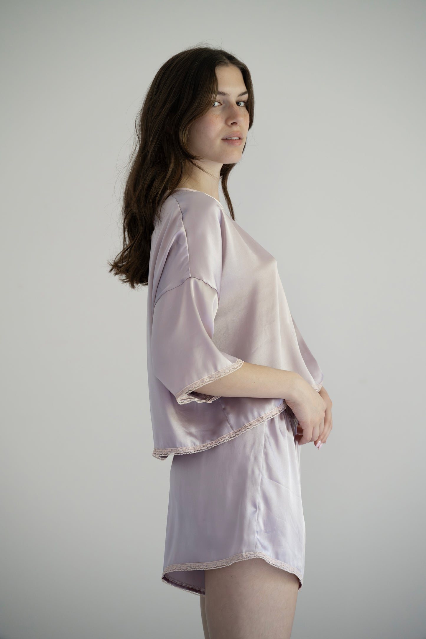 Completo Paloma variante malva con pizzo