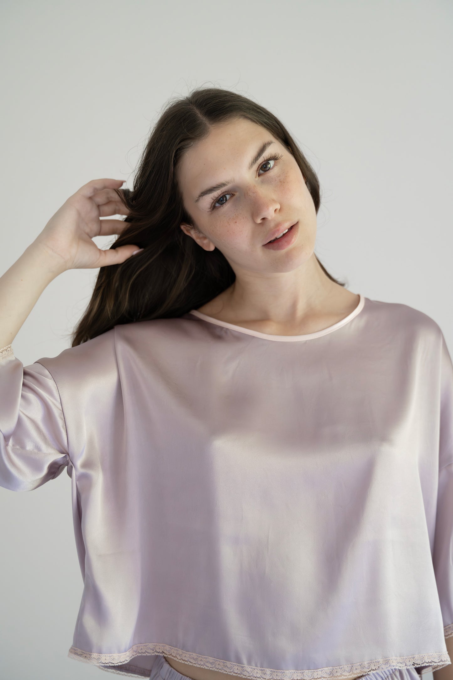 Completo Paloma variante malva con pizzo