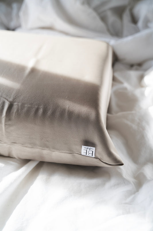 Federa in seta (beige)