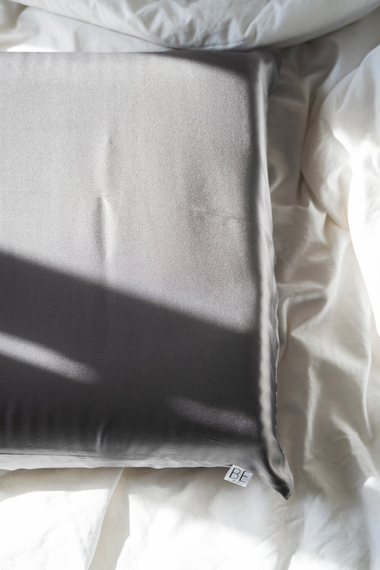 Federa in seta (grigio perla)