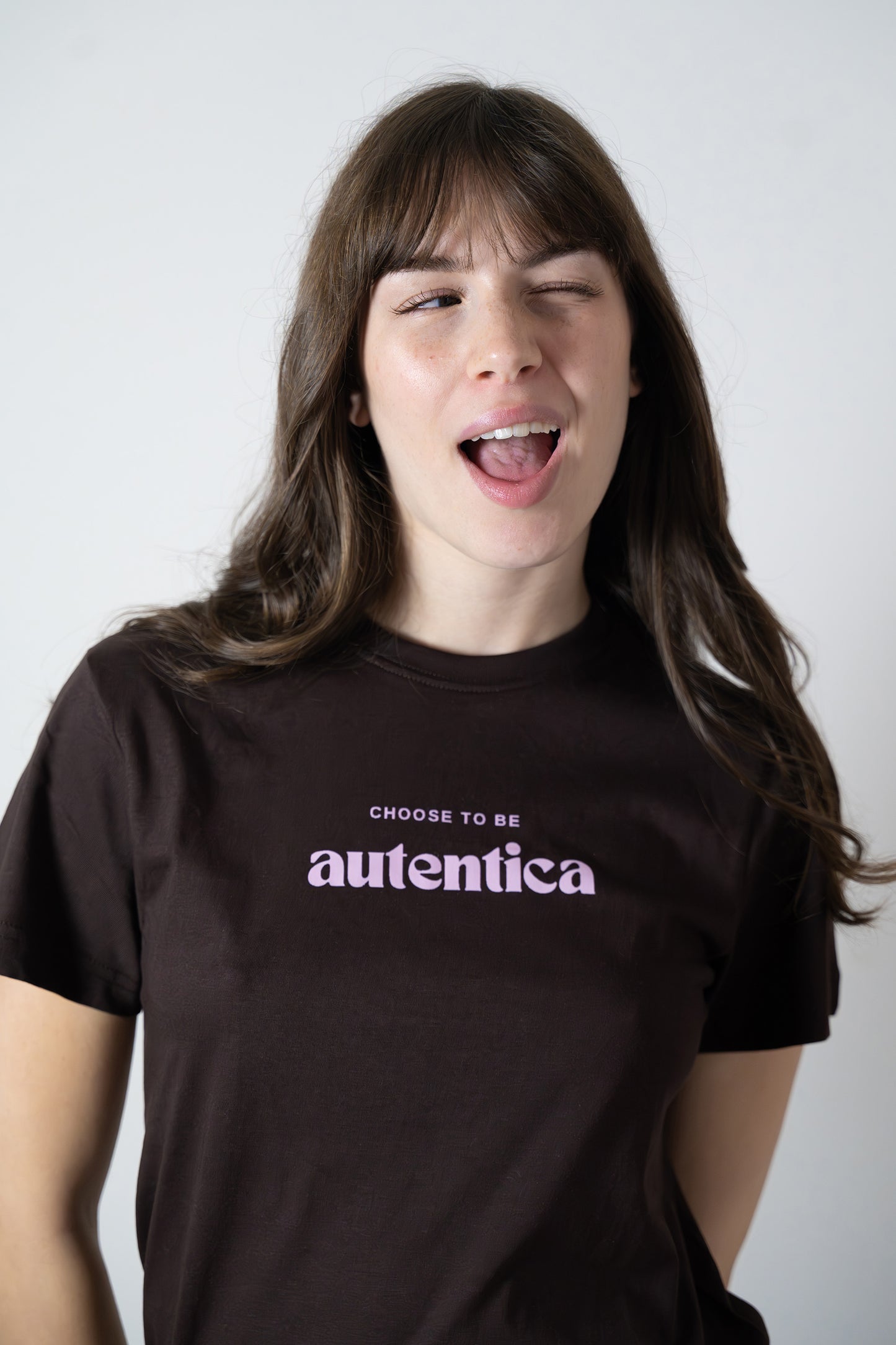 T-shirt autentica cioccolato e rosa