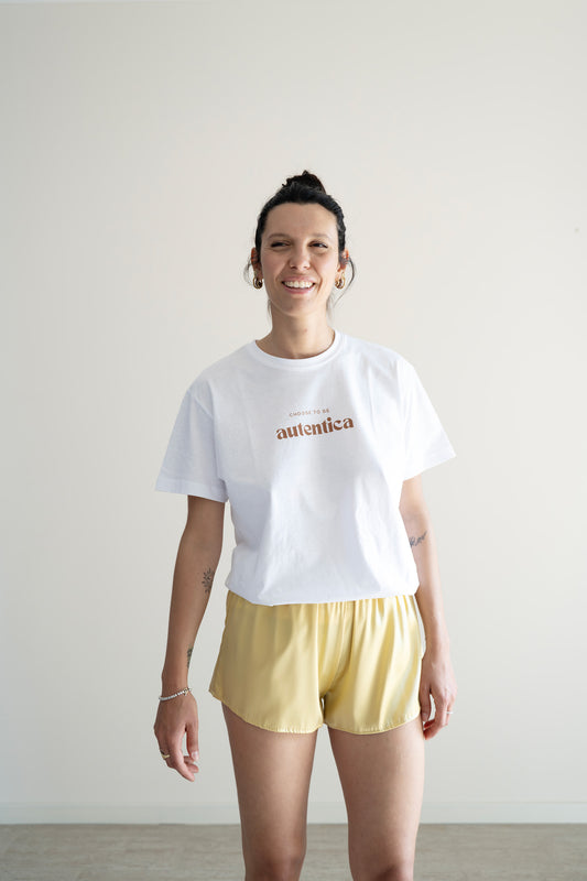 Shorts seta variante burro