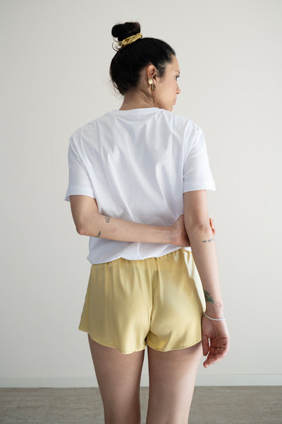 Shorts seta variante burro