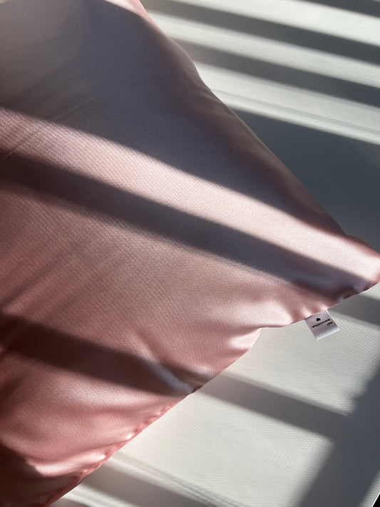 Federa in seta rosa baby